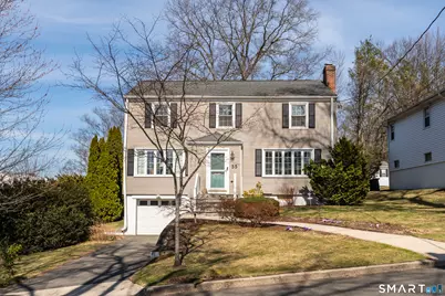35 Pelham Lane, New Haven, CT 06511 - Photo 1
