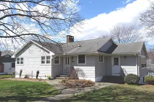 62 Ark Rd, Branford, CT 06405 - Photo 1