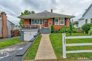 127 Englewood Ave, Bridgeport, CT 06606 - Photo 1