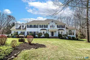 8 Encampment Pl, Ridgefield, CT 06877 - Photo 1