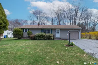 14 Ridgefield Road, Wallingford, CT 06492 - Photo 1