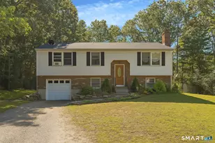 15 Harry Hall Dr, Griswold, CT 06351 - Photo 1