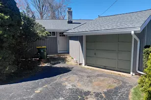 17 Hickory Hill Dr, Waterbury, CT 06708 - Photo 1