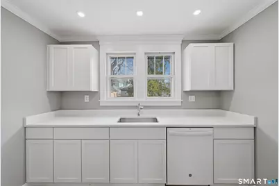 43 Dunham Street, Norwich, CT 06360 - Photo 1