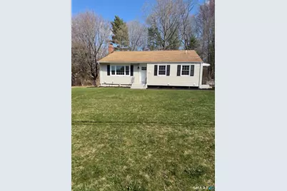 39 Hemlock Road, Branford, CT 06405 - Photo 1