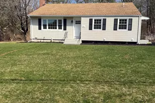 39 Hemlock Rd, Branford, CT 06405 - Photo 1