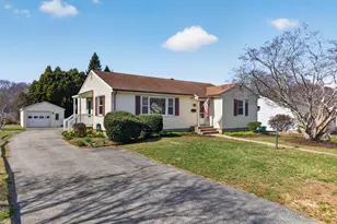 6 Cedar St, Waterford, CT 06385 - Photo 1