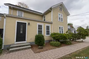 387 Buckland St, Southington, CT 06479 - Photo 1