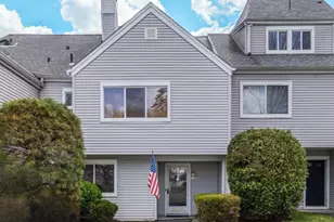 71 Country Pl, Shelton, CT 06484 - Photo 1