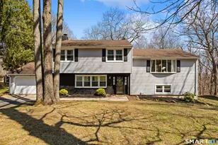 141 Old Coach Hwy, Hamden, CT 06514 - Photo 1