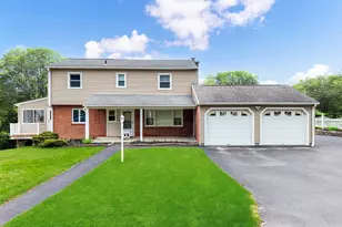 13 Macbean Dr, New Fairfield, CT 06812 - Photo 1