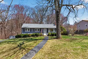 127 Pollys Ln, Montville, CT 06382 - Photo 1