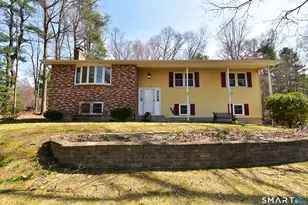 45 Grissom Rd, Manchester, CT 06042 - Photo 1
