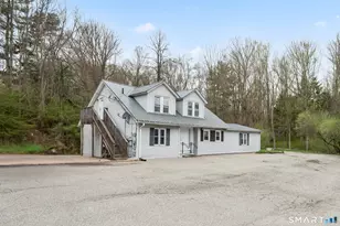 162 Pomfret St, Pomfret, CT 06259 - Photo 1