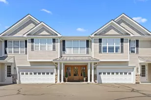 42 Joal Ct, Newtown, CT 06470 - Photo 1