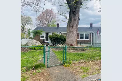 36 Bullard Court, Stratford, CT 06614 - Photo 1