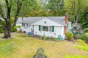 32 Richard Rd, Ledyard, CT 06335 - Photo 1