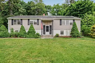 6 Lighthouse Ln, Norwalk, CT 06851 - Photo 1