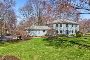 21 Shawnee Ln, Monroe, CT 06468 - Photo 1