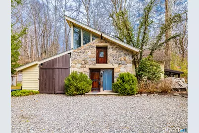 128 Perry Avenue #Cottage, Norwalk, CT 06850 - Photo 1