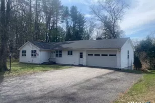 14 Westview Rd, New Milford, CT 06776 - Photo 1