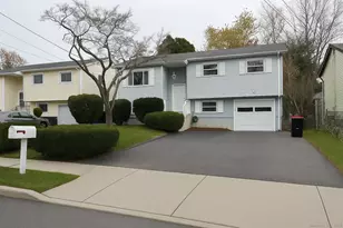 14 Windward Rd, Norwalk, CT 06854 - Photo 1