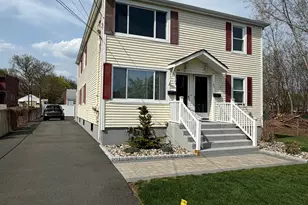 163 Collins St, New Britain, CT 06051 - Photo 1