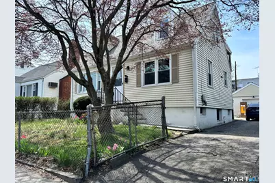 23 Roosevelt Avenue #2, Stamford, CT 06902 - Photo 1