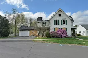 36 Mitchell St, Bristol, CT 06010 - Photo 1