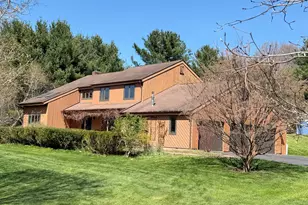 92 Buckingham Dr, Glastonbury, CT 06033 - Photo 1