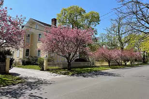 29 Broad St, Guilford, CT 06437 - Photo 1