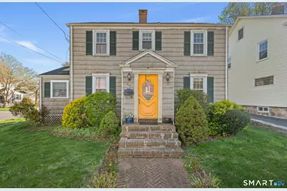 455 Woodlawn Avenue, Stratford, CT 06614 - Photo 1