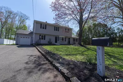 8 Crestview Terrace, Wallingford, CT 06492 - Photo 1