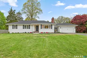 28 Kingston Rd, Trumbull, CT 06611 - Photo 1