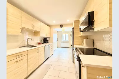143 Hoyt Street #1N, Stamford, CT 06905 - Photo 1