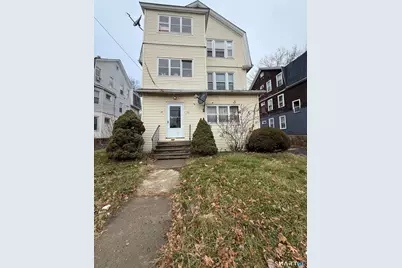 28-30 Kenneth Street, Hartford, CT 06114 - Photo 1