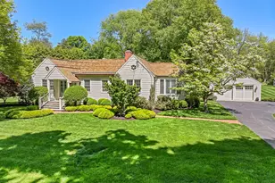 820 Hillside Rd, Fairfield, CT 06824 - Photo 1