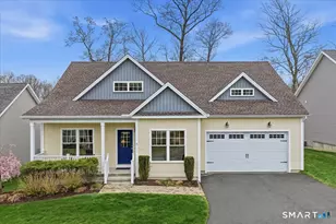 14 Essex Gln Dr, Essex, CT 06426 - Photo 1