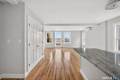 138 Bank Street #2B, New London, CT 06320 - Photo 1