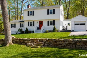 27 Brewster Dr, Ledyard, CT 06335 - Photo 1