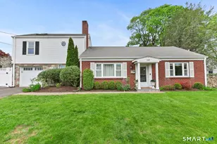 140 Courtland Ave, Stamford, CT 06902 - Photo 1