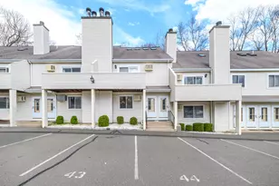 2 A Jeanette Rd, Danbury, CT 06811 - Photo 1