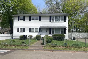 25 Catherine St, West Haven, CT 06516 - Photo 1