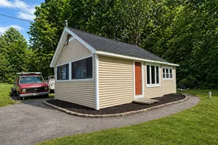 103 Reynolds St, Killingly, CT 06239 - Photo 1