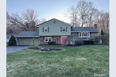 15 Brookfield Drive, East Lyme, CT 06333 - Photo 1