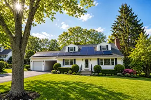 66 Wyndwood Dr, Bristol, CT 06010 - Photo 1