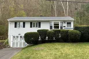 91 Beacon Manor Rd, Naugatuck, CT 06770 - Photo 1