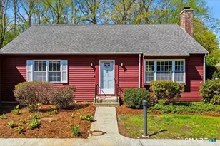 15 Hampshire Rd, Madison, CT 06443 - Photo 1