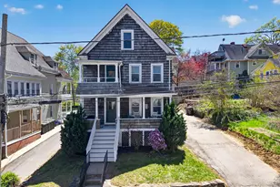 13 Alger St, New London, CT 06320 - Photo 1