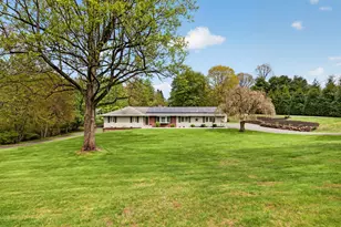 4401 Ridge Rd, North Haven, CT 06473 - Photo 1